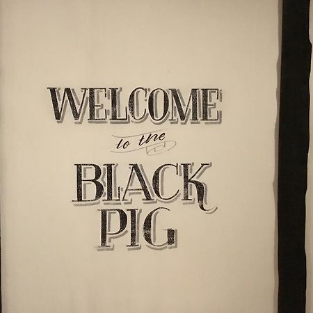 The Black Pig Public House Bed & Breakfast Staple Exterior photo
